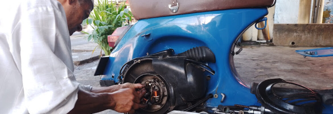 Dahlan Service Vespa