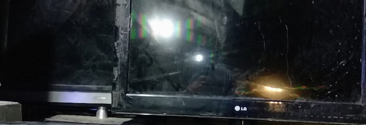 SPESIALIS SERVIS TV LED LCD TANGERANG REGAR